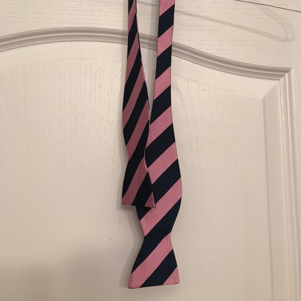 Jos. A Bank Executive Collection Bow Tie